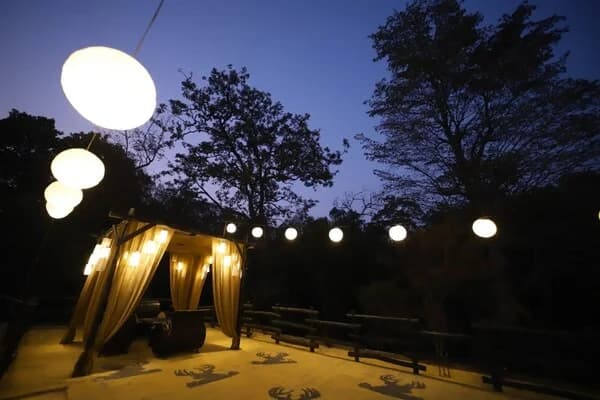 outside sitting area with warm lights